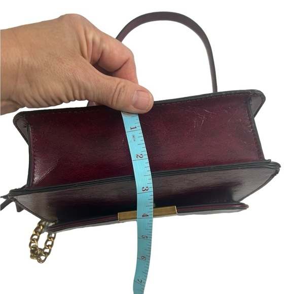 Nine West Susen Burgundy Sleek Minimalist Convertible Chain Crossbody Bag Purse - Picture 7 of 11